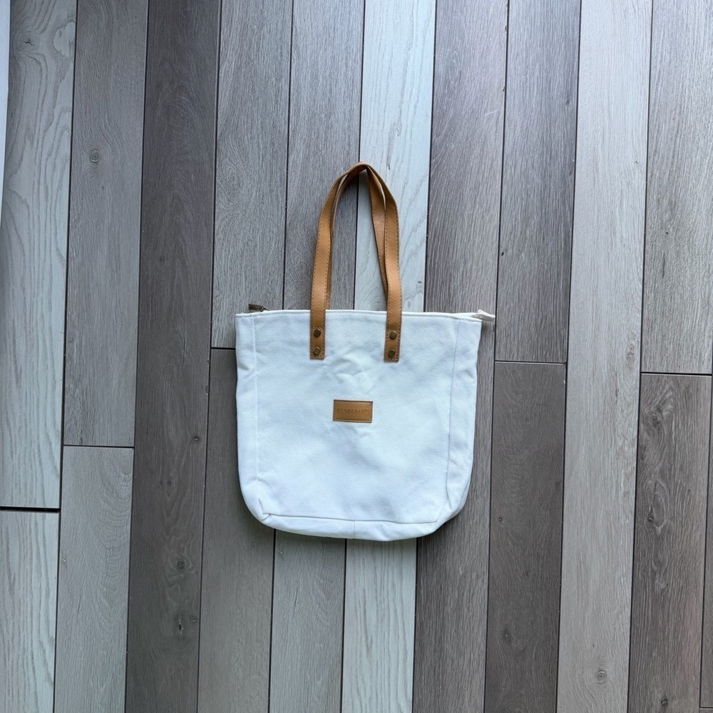 Cozy Earth Canvas Tote Bag Zip Top Leather Handles Minimalist Eco St